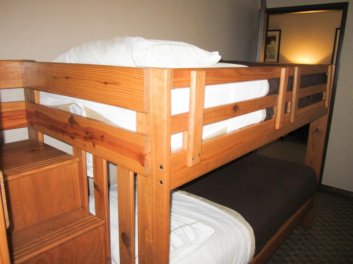 Bell'S Extended Stay And Suites Сейнт Робърт Екстериор снимка