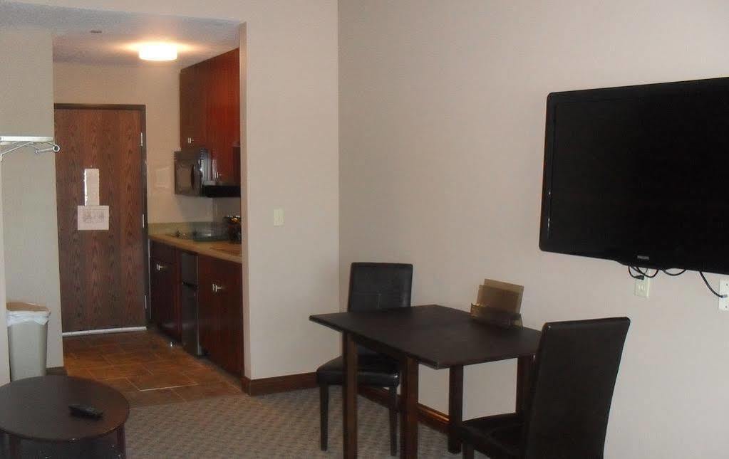 Bell'S Extended Stay And Suites Сейнт Робърт Екстериор снимка